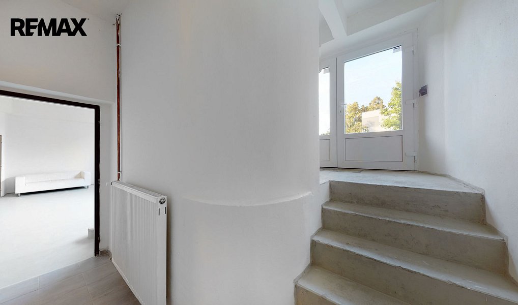 Pronájem obchodních prostor 165 m², Praha – náhled fotky 6