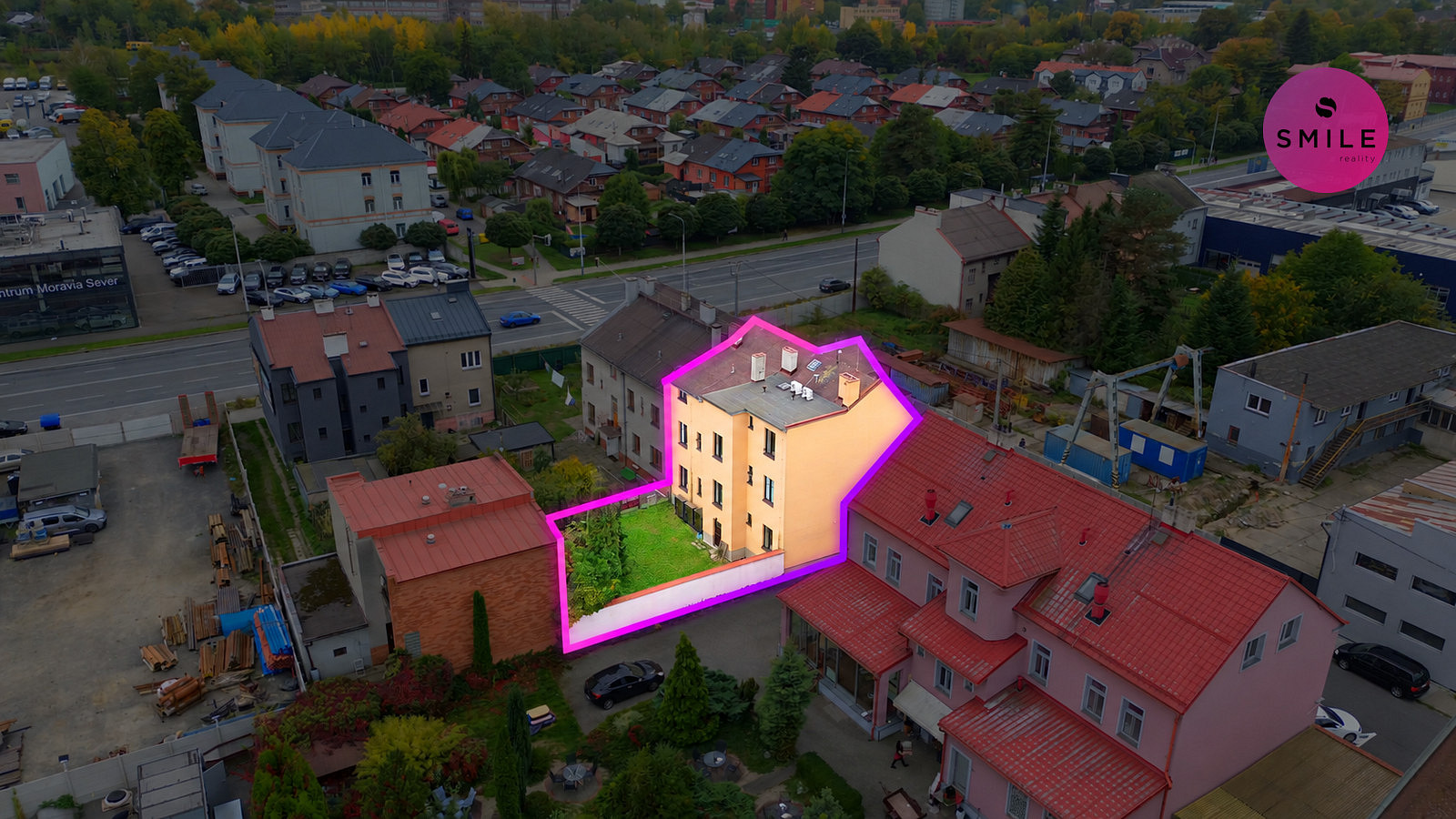 Prodej nájemního domu, činžáku 300 m²