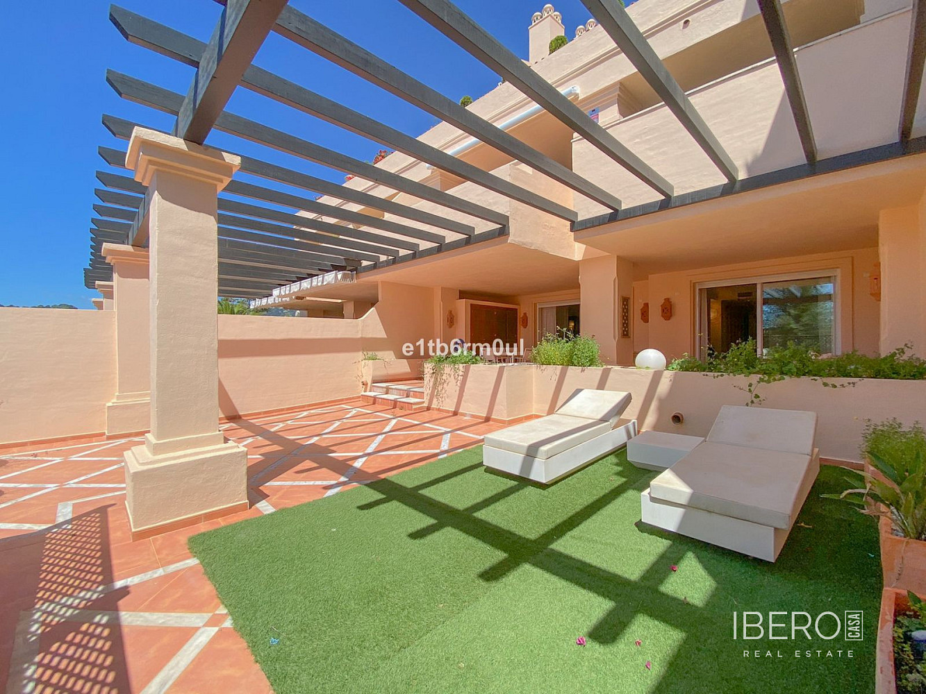 Piso 3+kk – Marbella, Nueva Andalucía - Vista 3