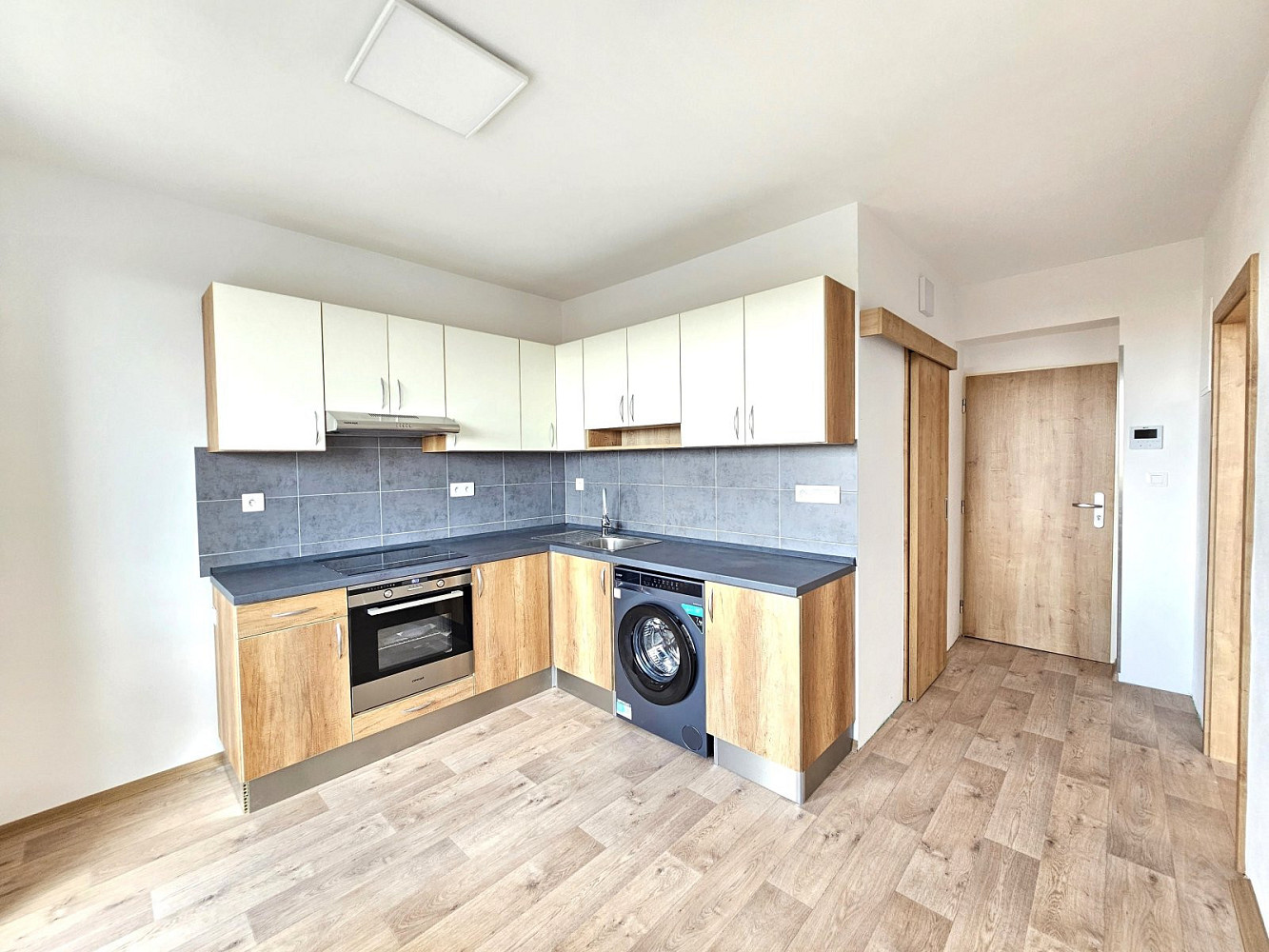 Pronájem bytu 1+1 32 m²