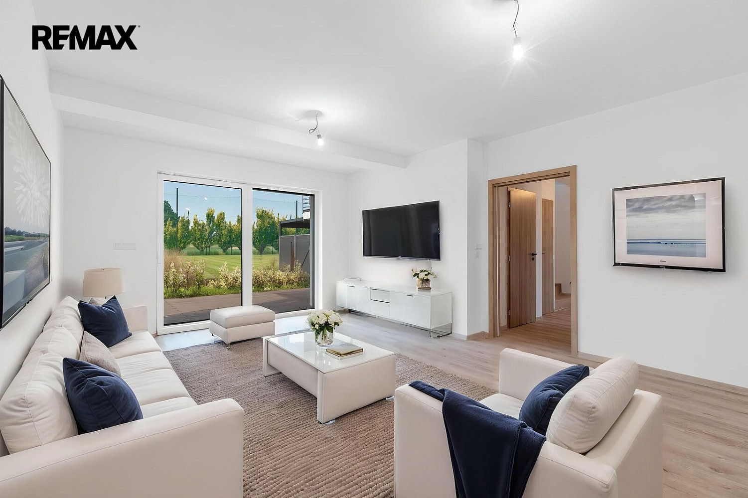 Prodej domu 98 m² s pozemkem 356 m² – fotografie 2