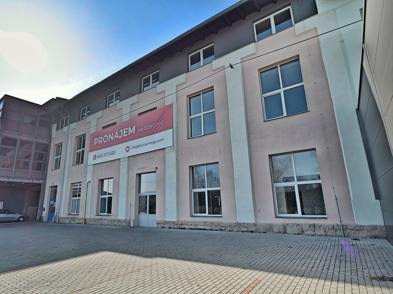 Prodej kanceláře 5 000 m² – pohled 4