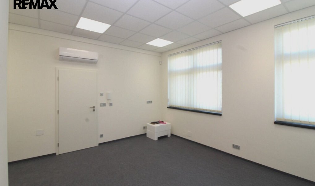 Pronájem komerčního objektu (jiného typu) 20 m², Praha – náhled fotky 2