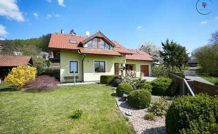 Prodej domu 134 m² s pozemkem 1 249 m², Bezděz, okres Česká Lípa