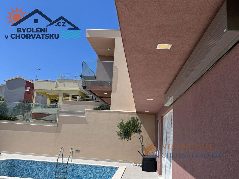 Prodej bytu 6+kk 280 m² - Widok 5