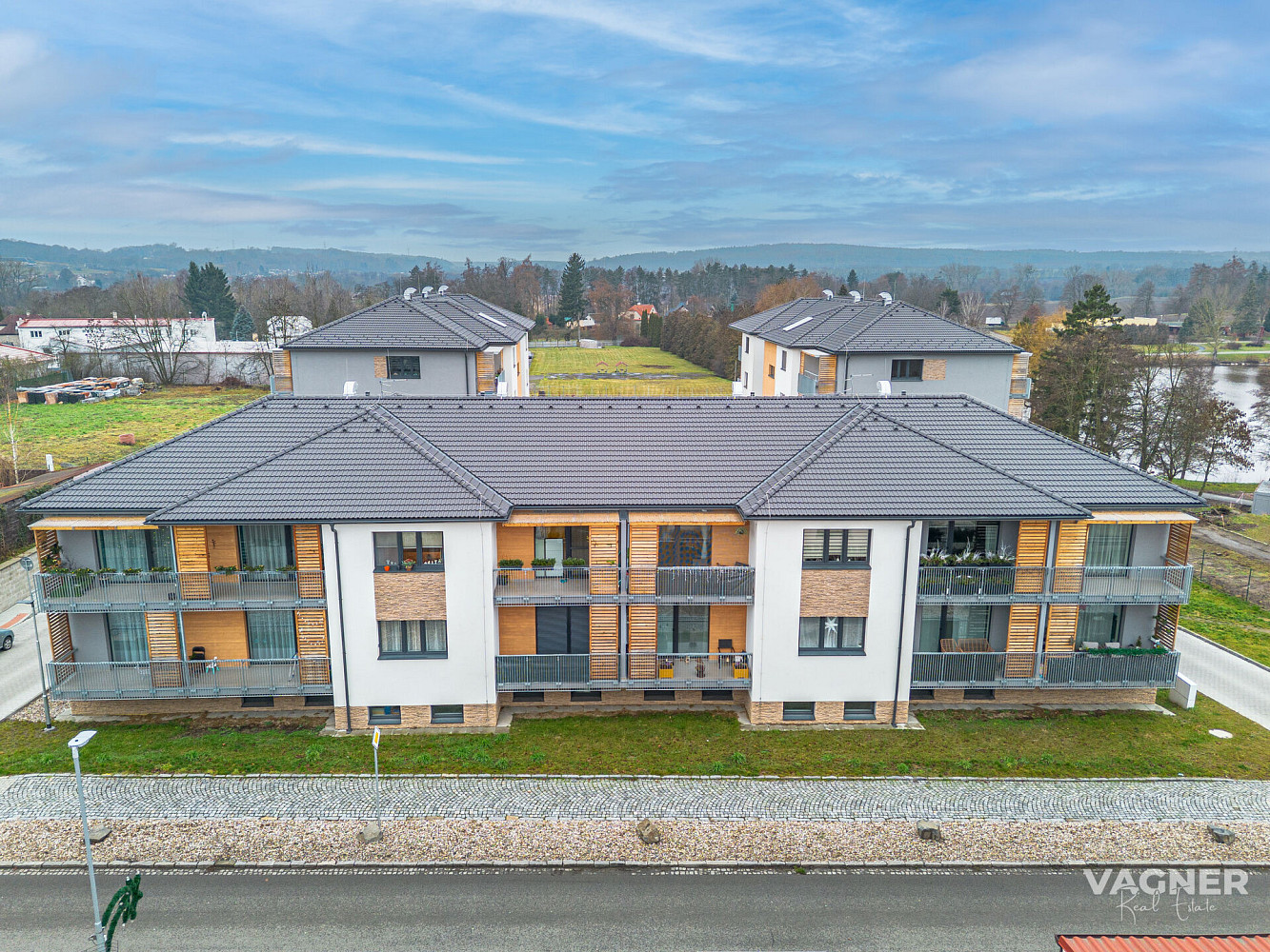 Pronájem bytu 2+kk 57 m² – fotografie 3