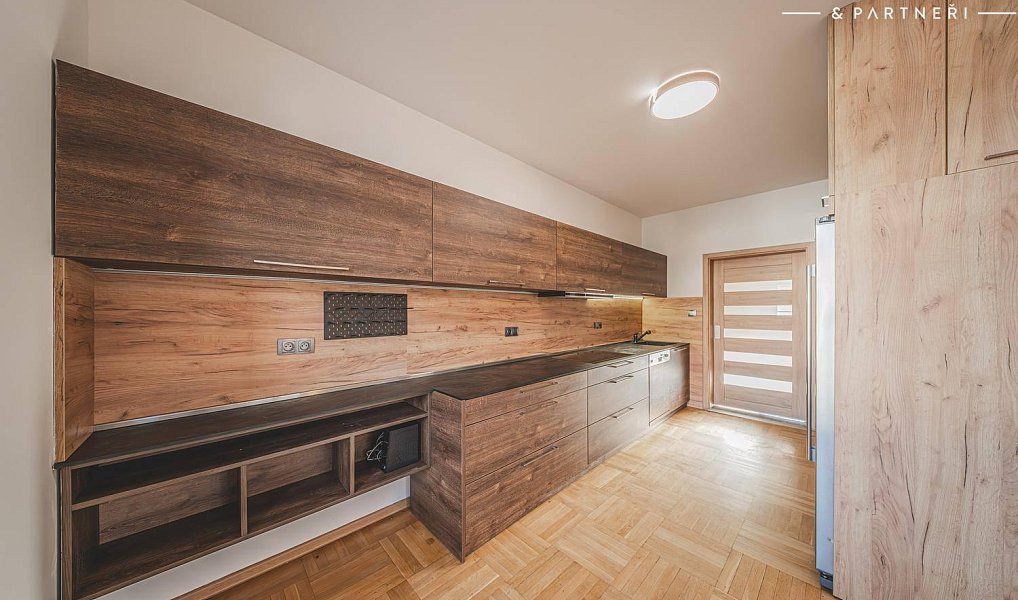 Pronájem bytu 3+kk 91 m², Hradec Králové – náhled fotky 4