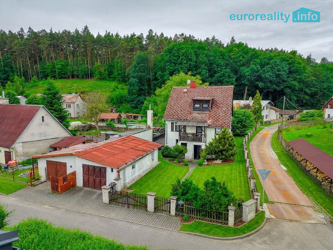 Prodej domu 190 m² s pozemkem 636 m²