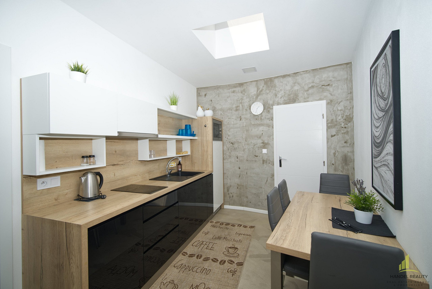 Prodej ubytovacího objektu 365 m² – fotografie 3