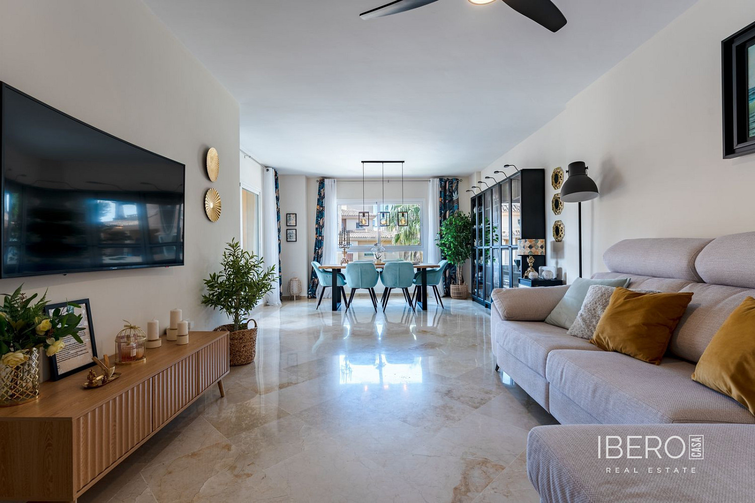 Piso 4+kk – Mijas, Urbanización Sitio de Calahonda - Vista 3