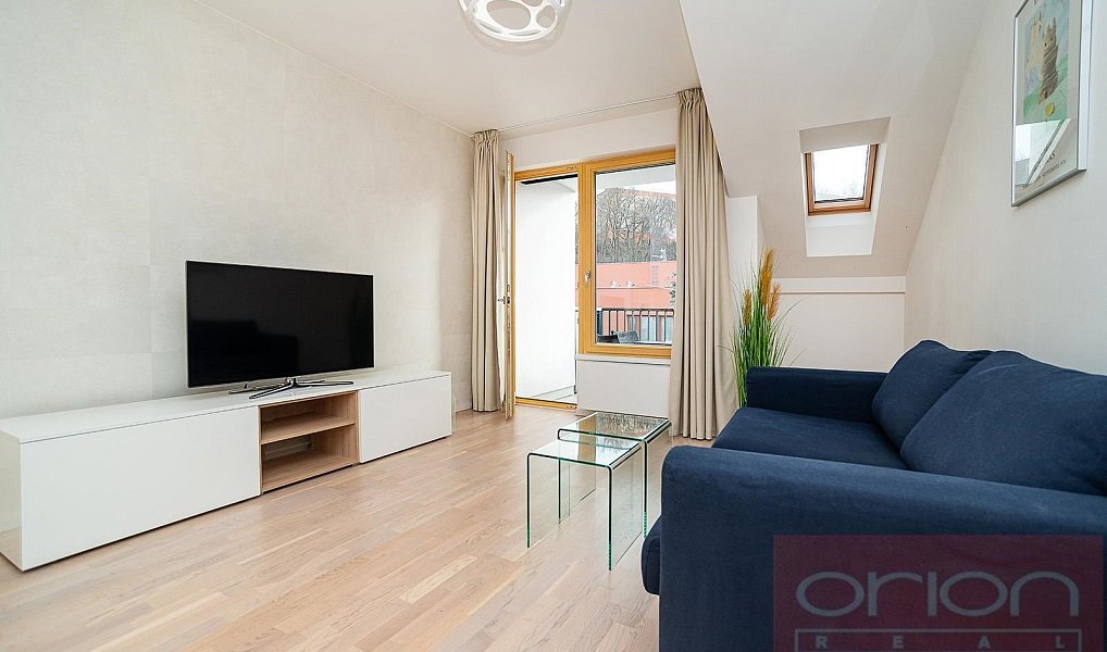 Pronájem bytu 4+kk 97 m², Praha – fotka 1 z 17