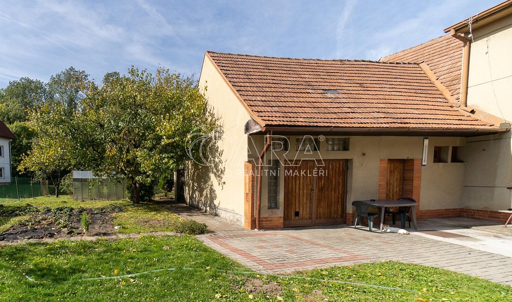 Pronájem domu 250 m² s pozemkem 520 m², Slatiňany – náhled fotky 2
