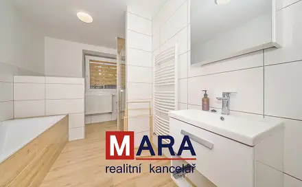 Prodej bytu 4+kk 109 m²