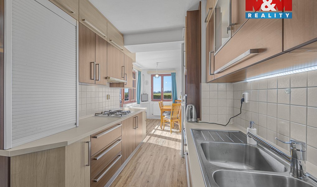 Prodej domu 374 m² s pozemkem 4 508 m², Sulice – náhled fotky 16