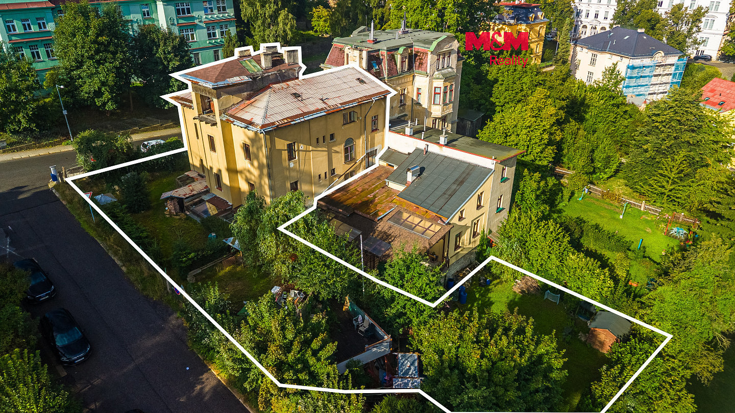2 rooms, 240.0 m² in Liberec