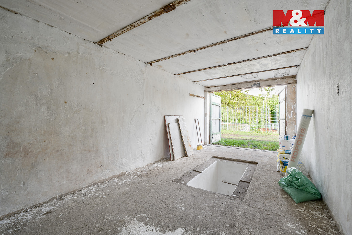 Prodej garáže v bílině — photo 3