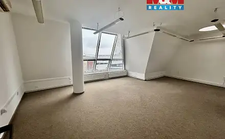 Pronájem kanceláře 170 m², Liberec - Liberec IV-Perštýn