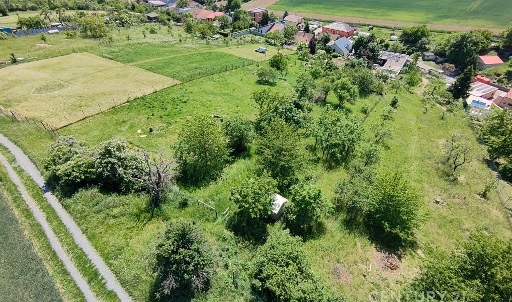 Prodej zahrady 897 m², Omice – náhled fotky 9