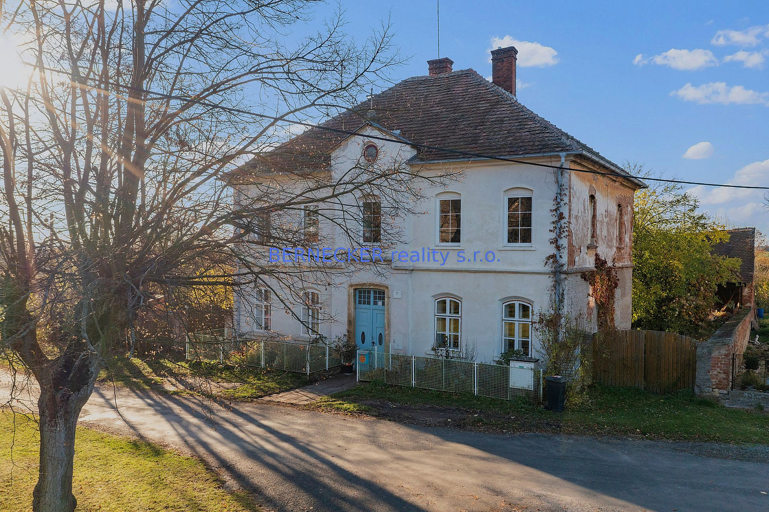 Prodej domu 227 m² s pozemkem 2 131 m²