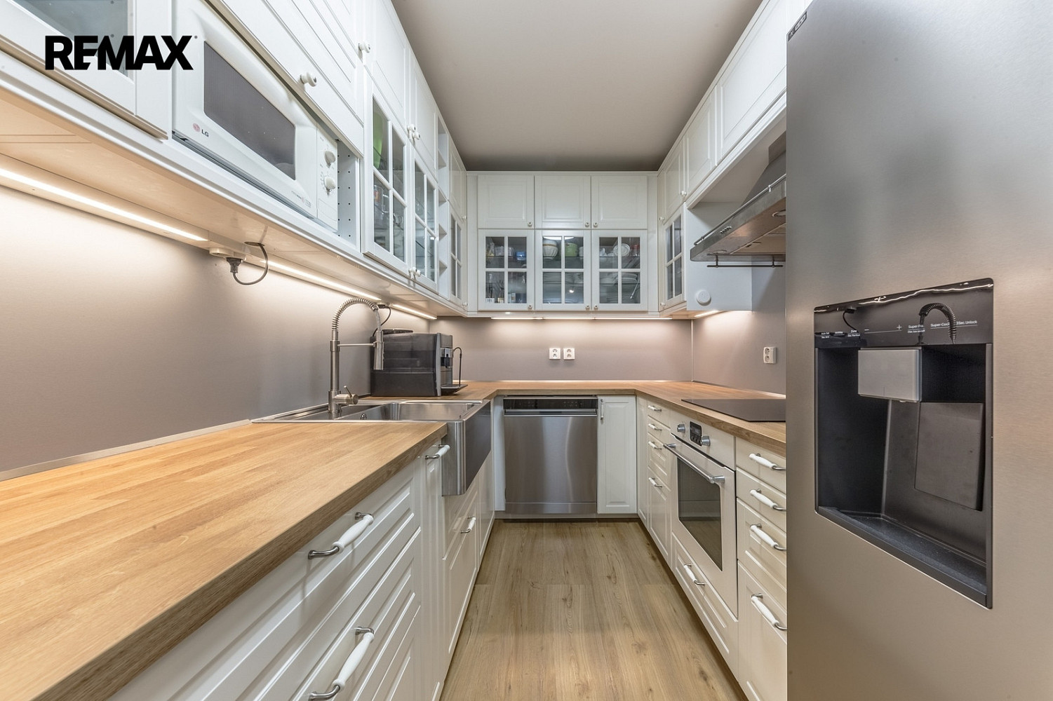 Prodej bytu 2+kk 63 m² — photo 3