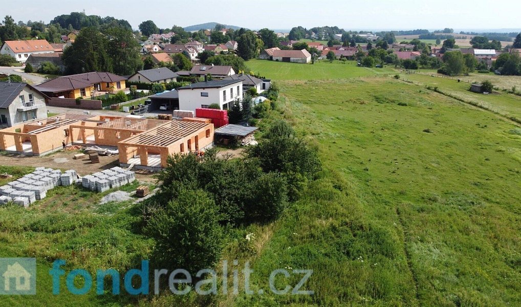 Prodej pozemku 816 m², Ločenice – náhled fotky 4