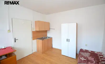 Pronájem bytu 1+kk 16 m²