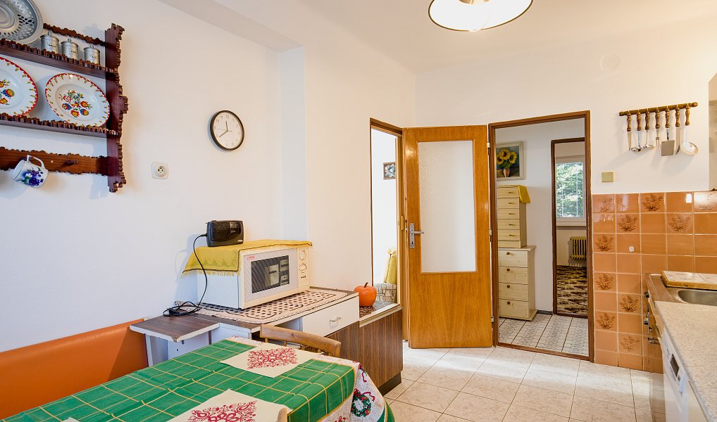 Prodej domu 150 m² s pozemkem 930 m², Divišov – náhled fotky 10