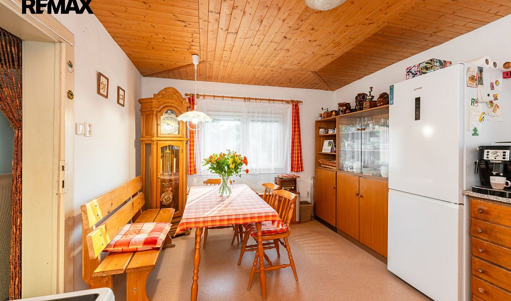 Prodej chaty/chalupy 65 m² s pozemkem 746 m², Káraný – náhled fotky 11