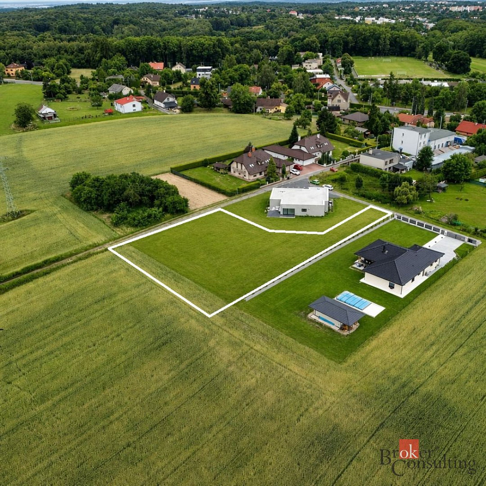 Prodej stavebního pozemku 1 944 m² – fotografie 3