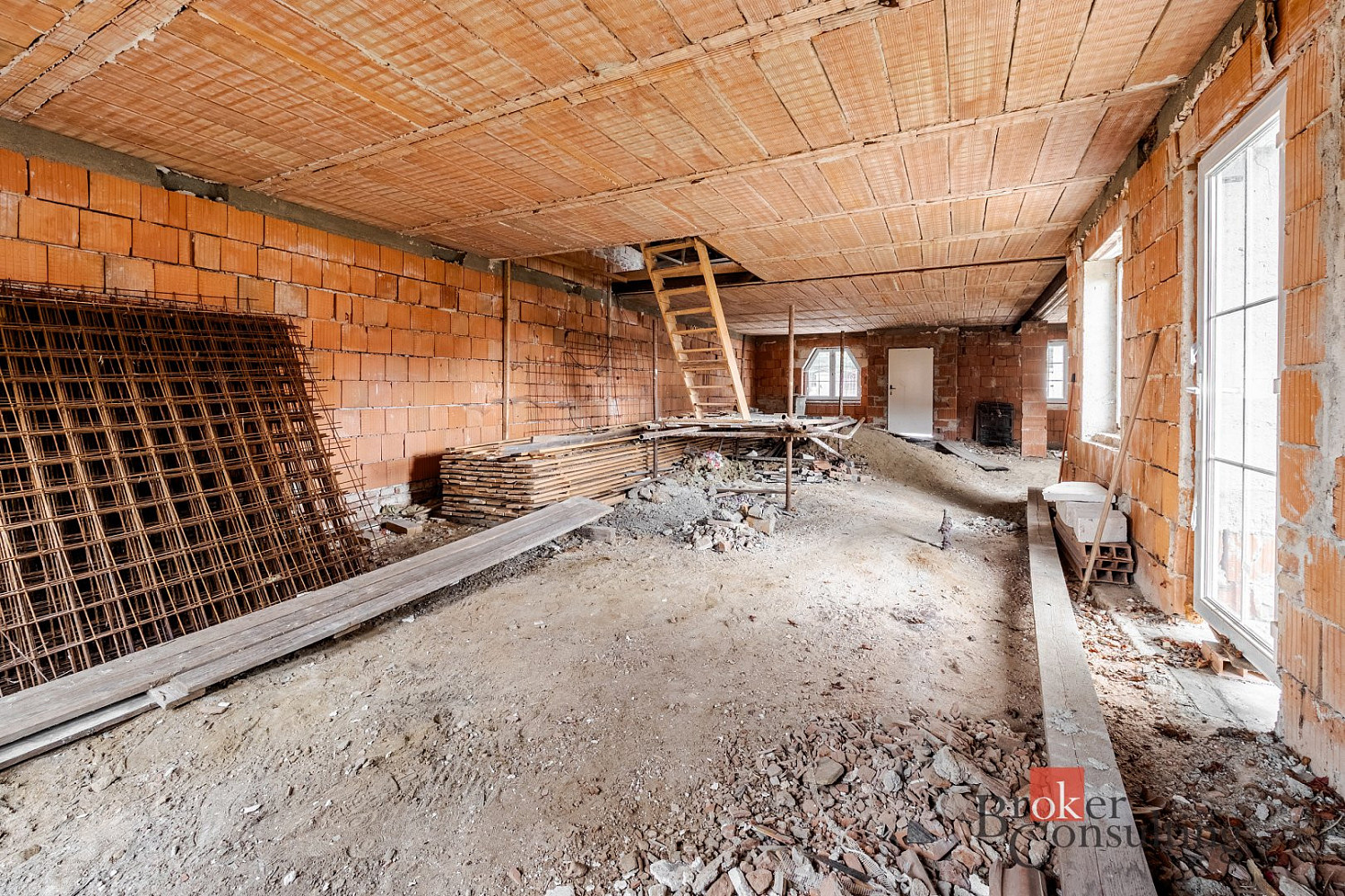 Prodej domu 200 m² s pozemkem 147 m² – fotografie 4