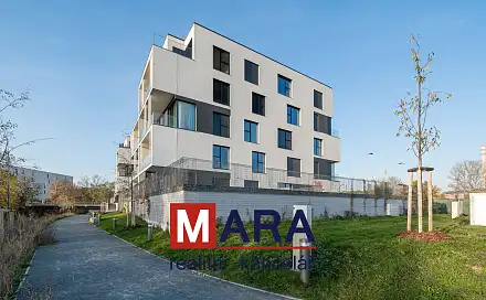 Pronájem bytu 1+kk 32 m², Ostrovní, Olomouc