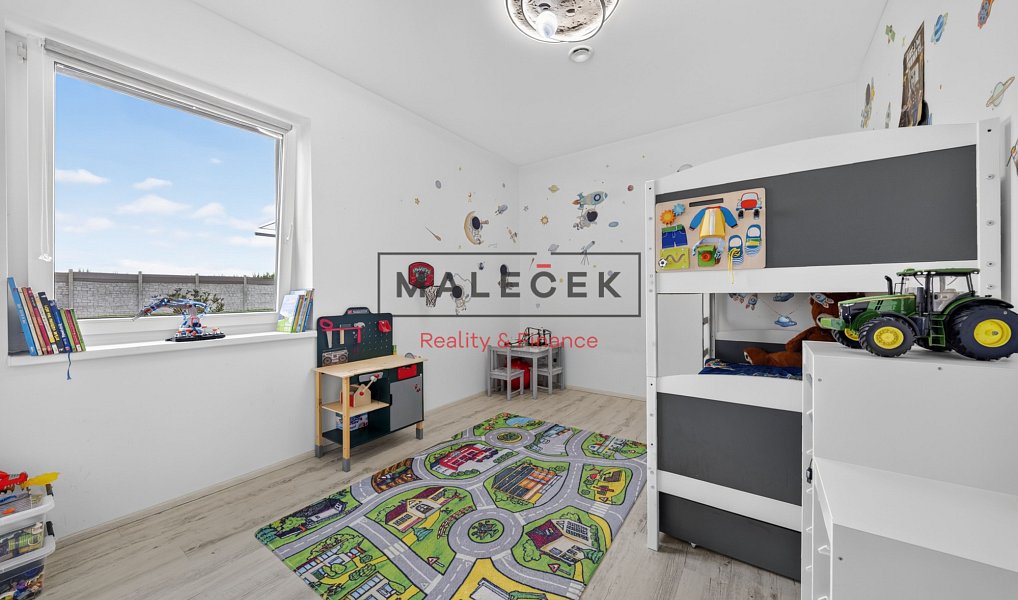 Prodej domu 154 m² s pozemkem 1 277 m², Hostouň – náhled fotky 31