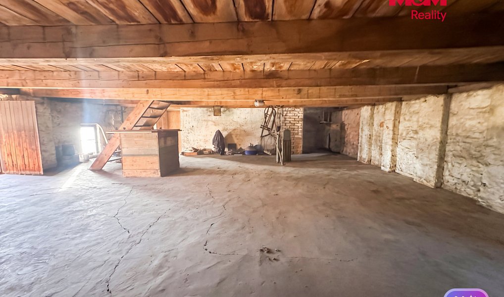 Prodej domu 215 m² s pozemkem 7 248 m², Blšany – náhled fotky 14