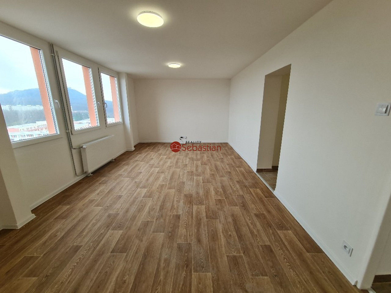 Pronájem bytu 2+1 48 m² — photo 4