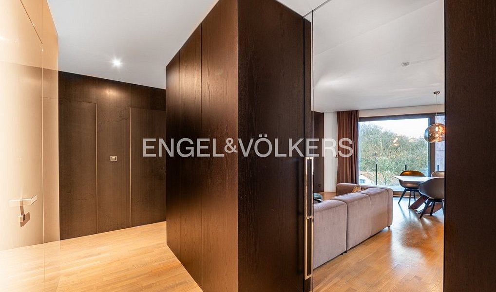 Pronájem bytu 4+kk 118 m², Praha – náhled fotky 9