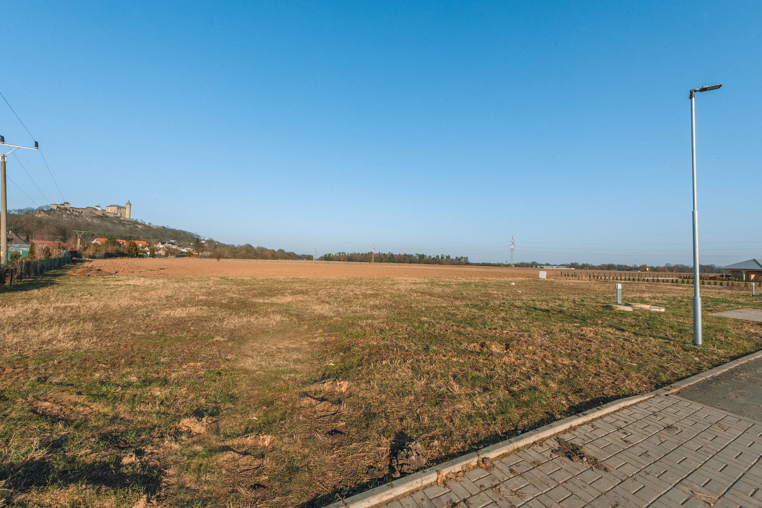 Prodej stavebního pozemku 1 668 m² — photo 3