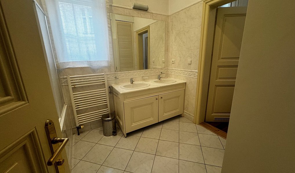 Pronájem bytu 3+kk 76 m², Praha – náhled fotky 5