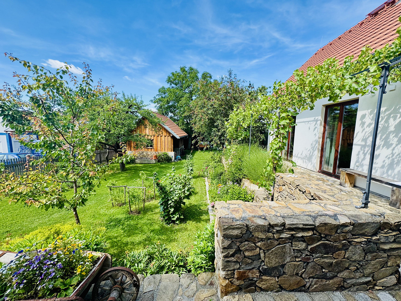Prodej domu 200 m² – fotografie 3