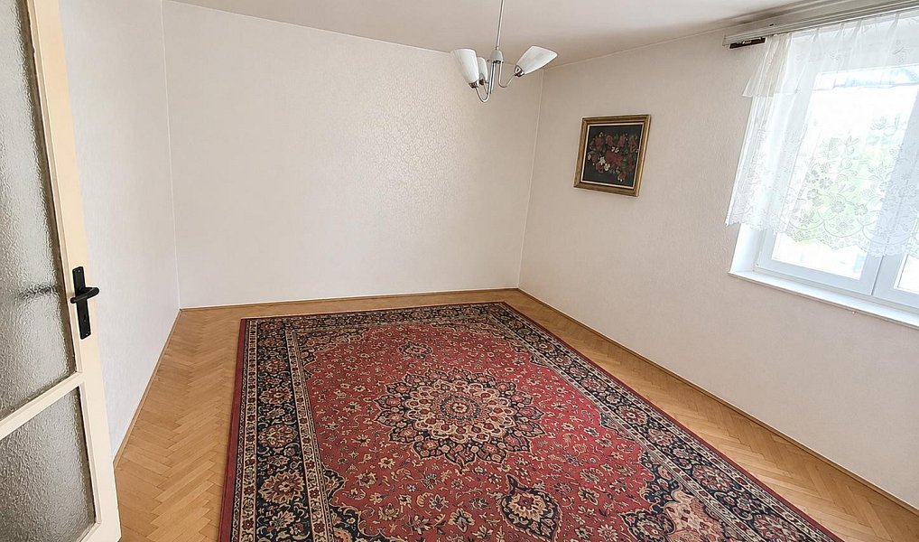 Pronájem bytu 3+1 61 m², Plzeň – náhled fotky 2