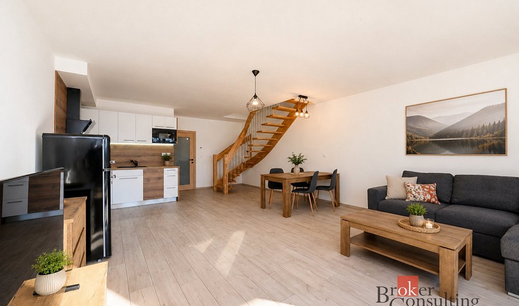Prodej bytu 2+kk 97 m², Železná Ruda – náhled fotky 4