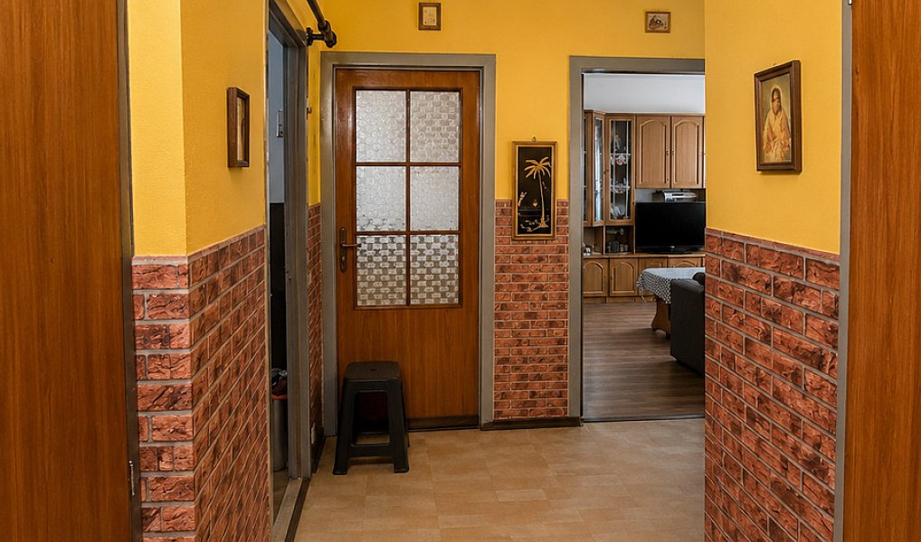 Prodej bytu 2+1 64 m², Krupka – náhled fotky 10
