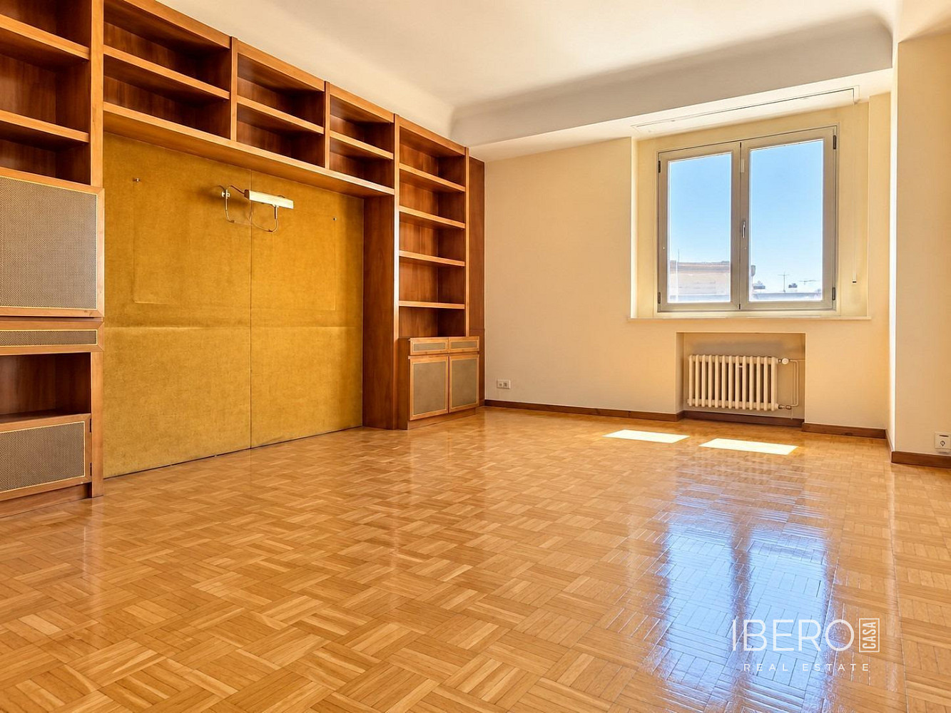 Piso 6+kk – Madrid, Barrio de los Austrias, Centro - Más