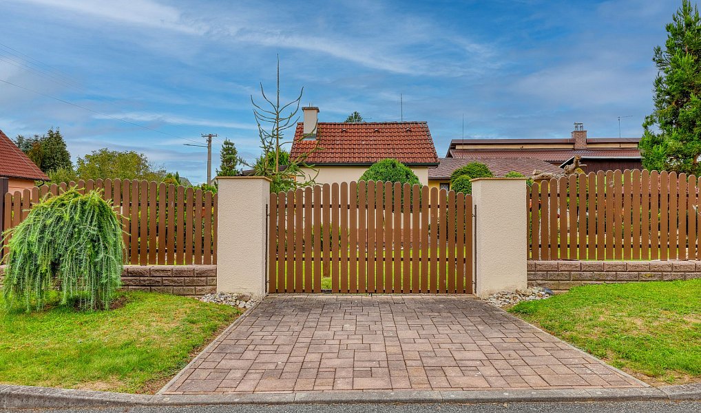 Prodej stavebního pozemku 287 m², Zruč-Senec – náhled fotky 5