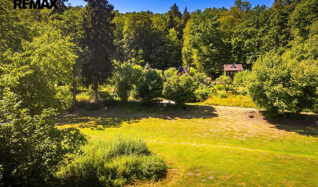 Prodej zahrady 1 001 m², Český Krumlov – náhled fotky 5