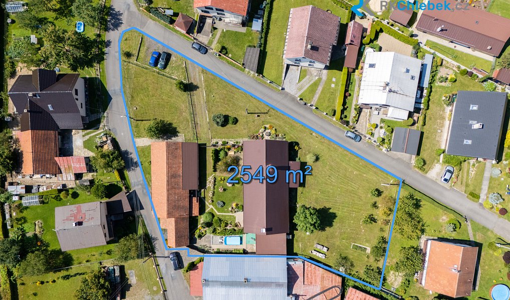Prodej domu 283 m² s pozemkem 2 549 m², Kozlovice – náhled fotky 3