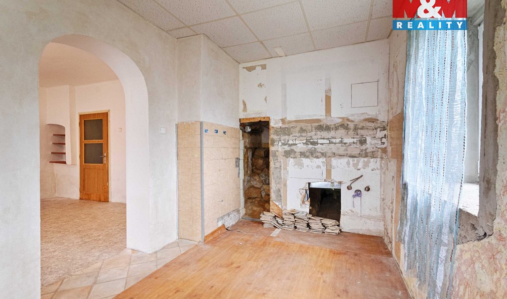 Prodej domu 240 m² s pozemkem 386 m², Studená – náhled fotky 8