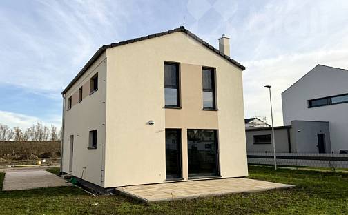 Prodej domu 108 m² s pozemkem 376 m², Pardubice - Doubravice