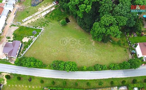 Prodej stavebního pozemku 1 775 m², Vyšehněvice, okres Pardubice