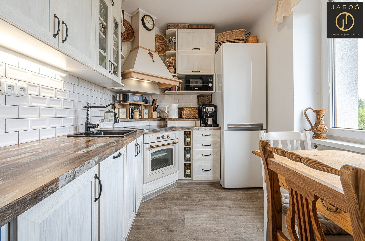 Prodej bytu 2+1 54 m² — photo 2