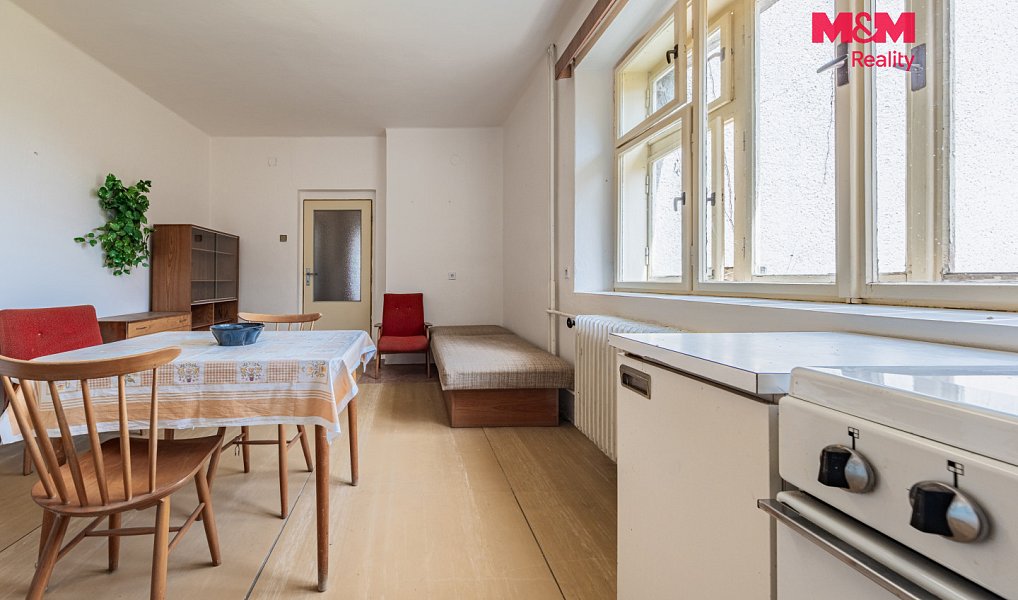 Prodej domu 236 m² s pozemkem 3 986 m², Březnice – náhled fotky 16
